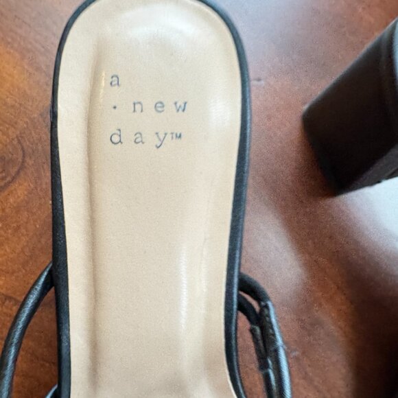 A New Day Black Strappy Heels - Picture 5 of 11